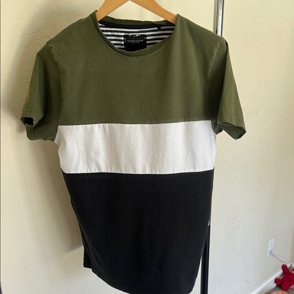 Goodfellow & Co Green and White Short Sleeve Tee men’s medium